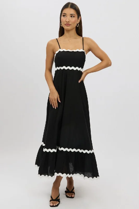 Maxi Dress With Color Block Design -Black Maxi Dress Strappy Ric Rac