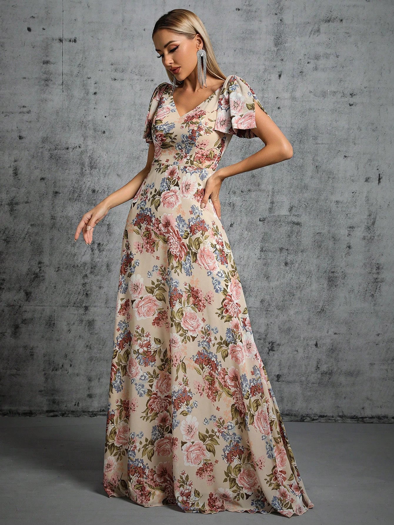 Maxi Dress With Halter Neck -Floral Chiffon V Neck Short Sleeve Maxi Party Dress